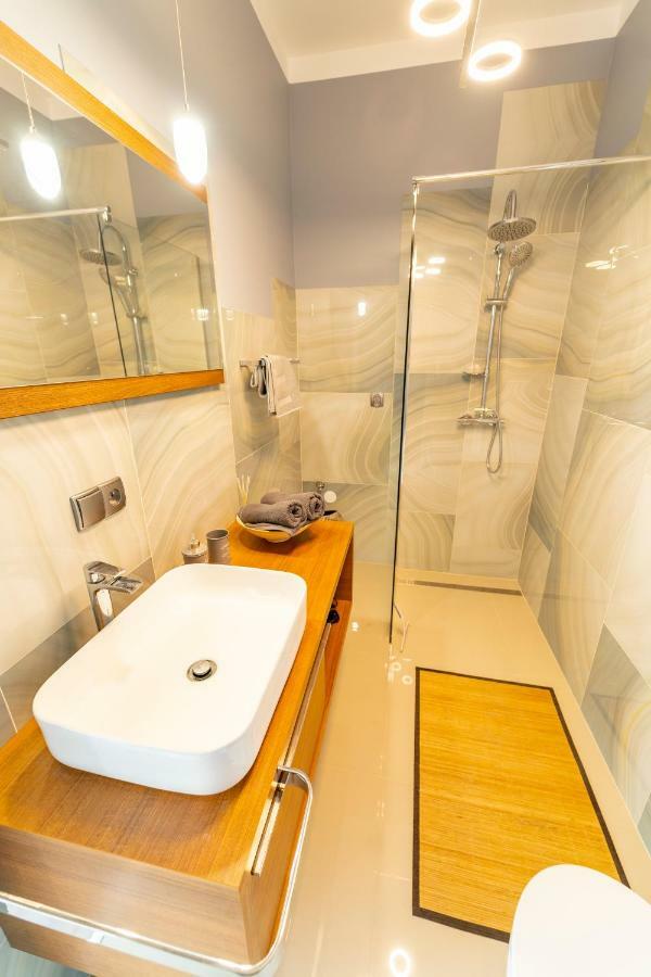 Apartament Przy Wyspie Mlynskiej Bydgoszcz Luaran gambar